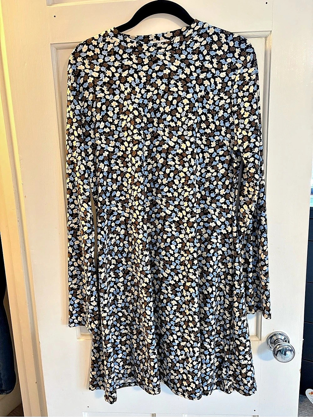 Primark Long Sleeve Mock Neck Floral Mini Dress in Black & Blue